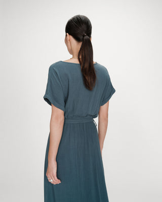 Robe longue portefeuille ceinturée emeraude Pollen