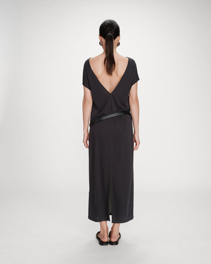 Robe longue légère en modal manches courtes carbone Peace