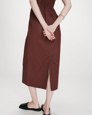 Robe longue en lin ajustée col carré chocolat Veranys