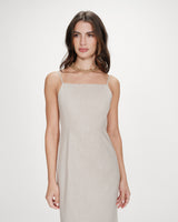 Robe longue en lin ajustée col carré sable Veranys