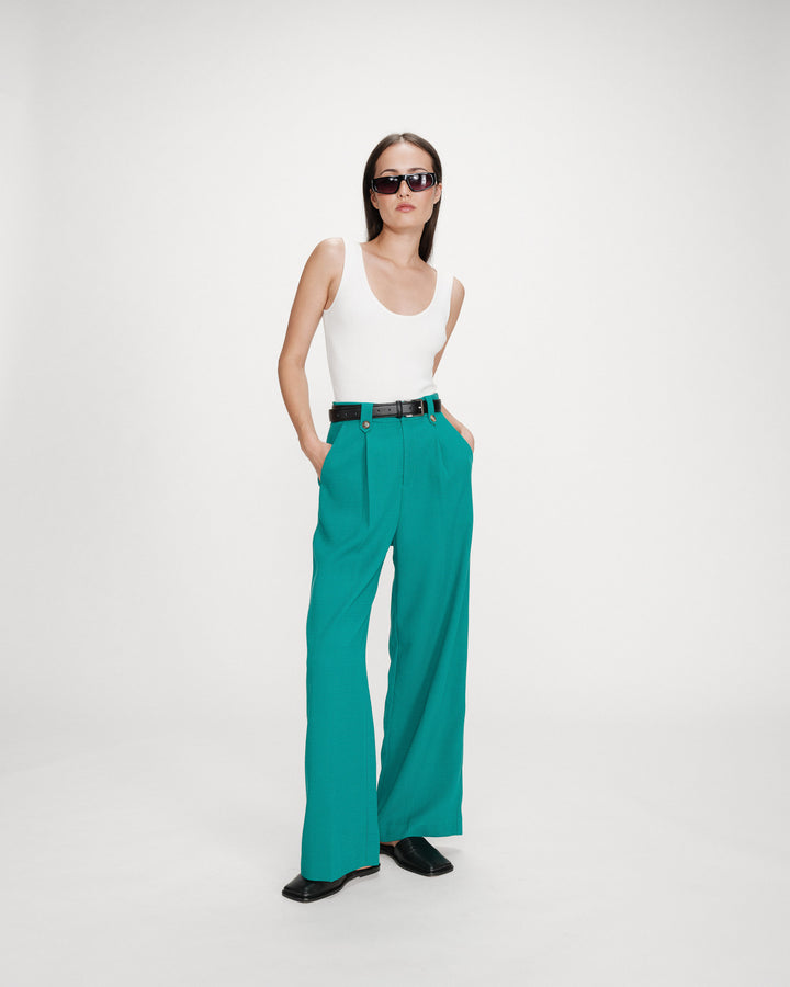Pantalon tailleur droit taille mi-haute à plis vert Pierre