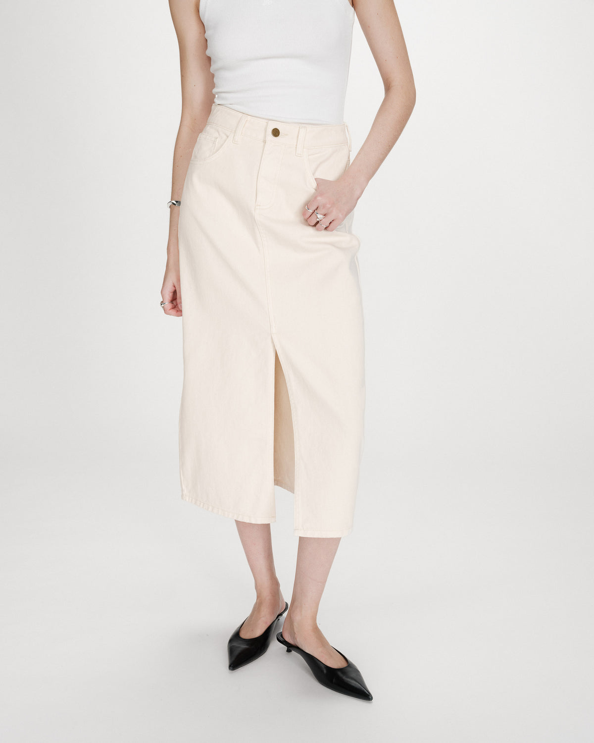 High-waist long denim skirt with front slit ecru Varenne
