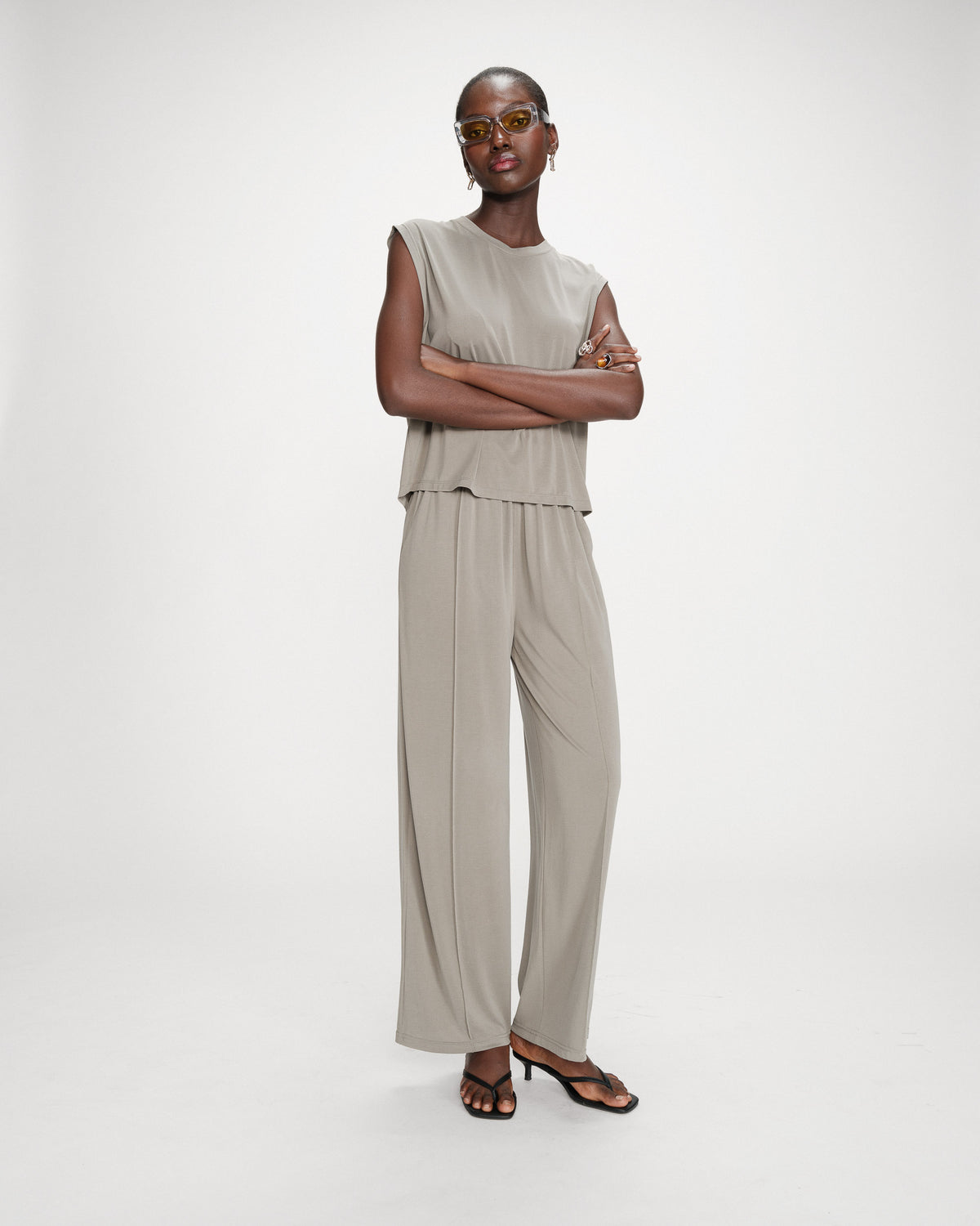 Sleeveless oversized modal T-shirt kaki Rimbaud