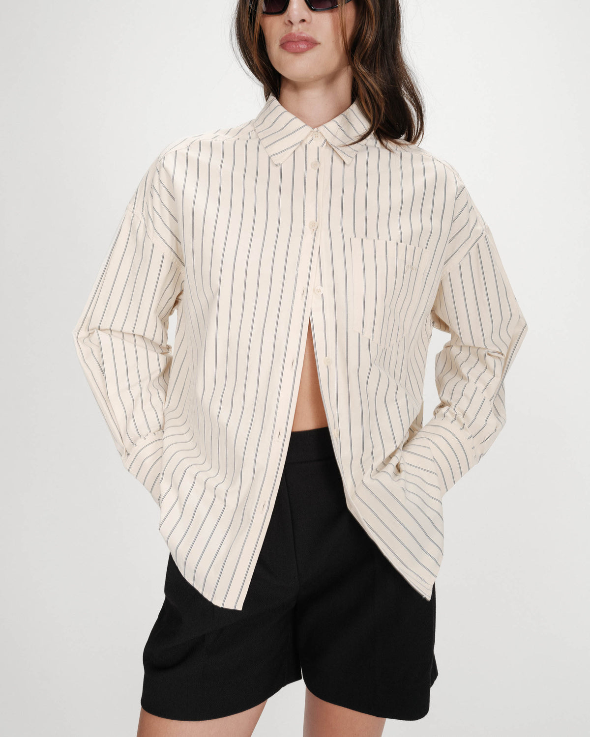 Oversized striped shirt with tie-back vanille Valerie
