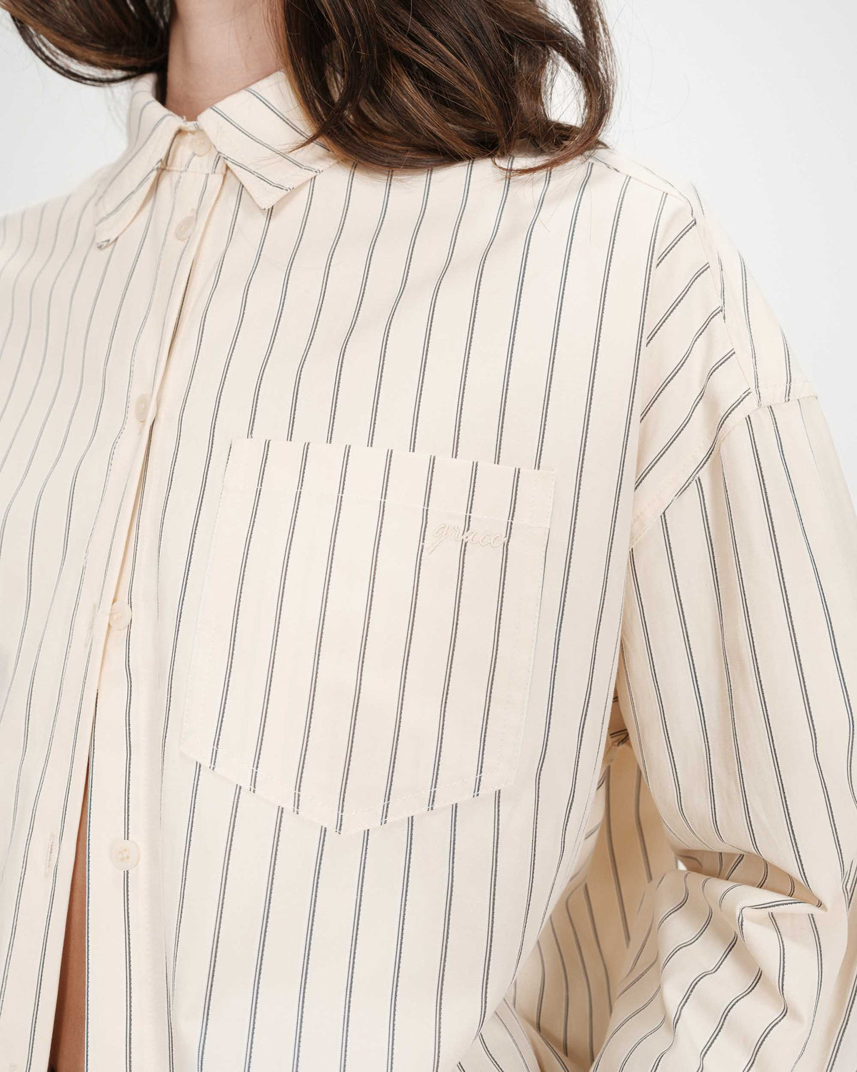 Oversized striped shirt with tie-back vanille Valerie