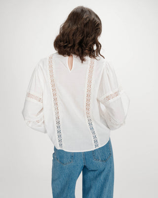 Blouse col à volants avec dentelle ivoire Velma