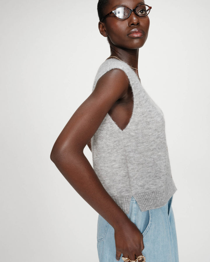 gris Nars