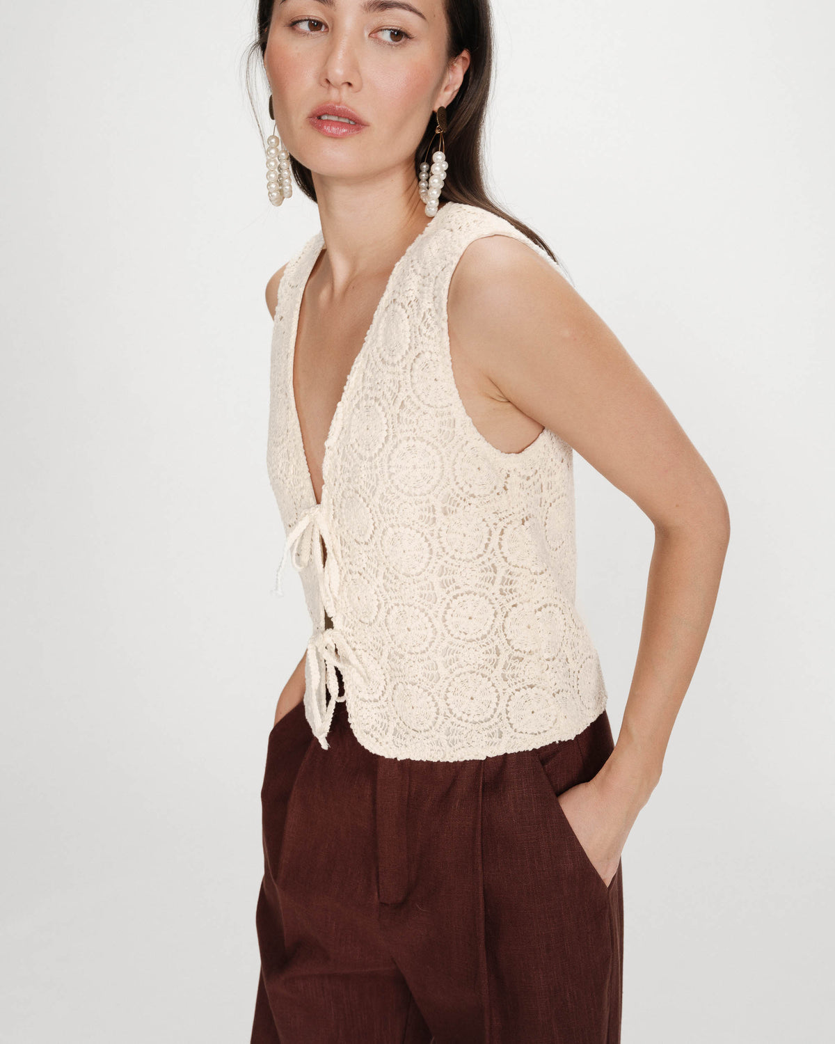 Crochet V-neck top with tie ecru Vony