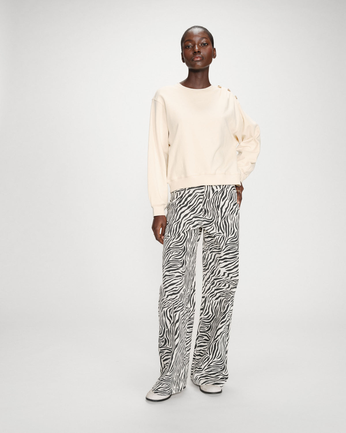 Crew-neck sweatshirt with pleats and buttons vanille Vonan