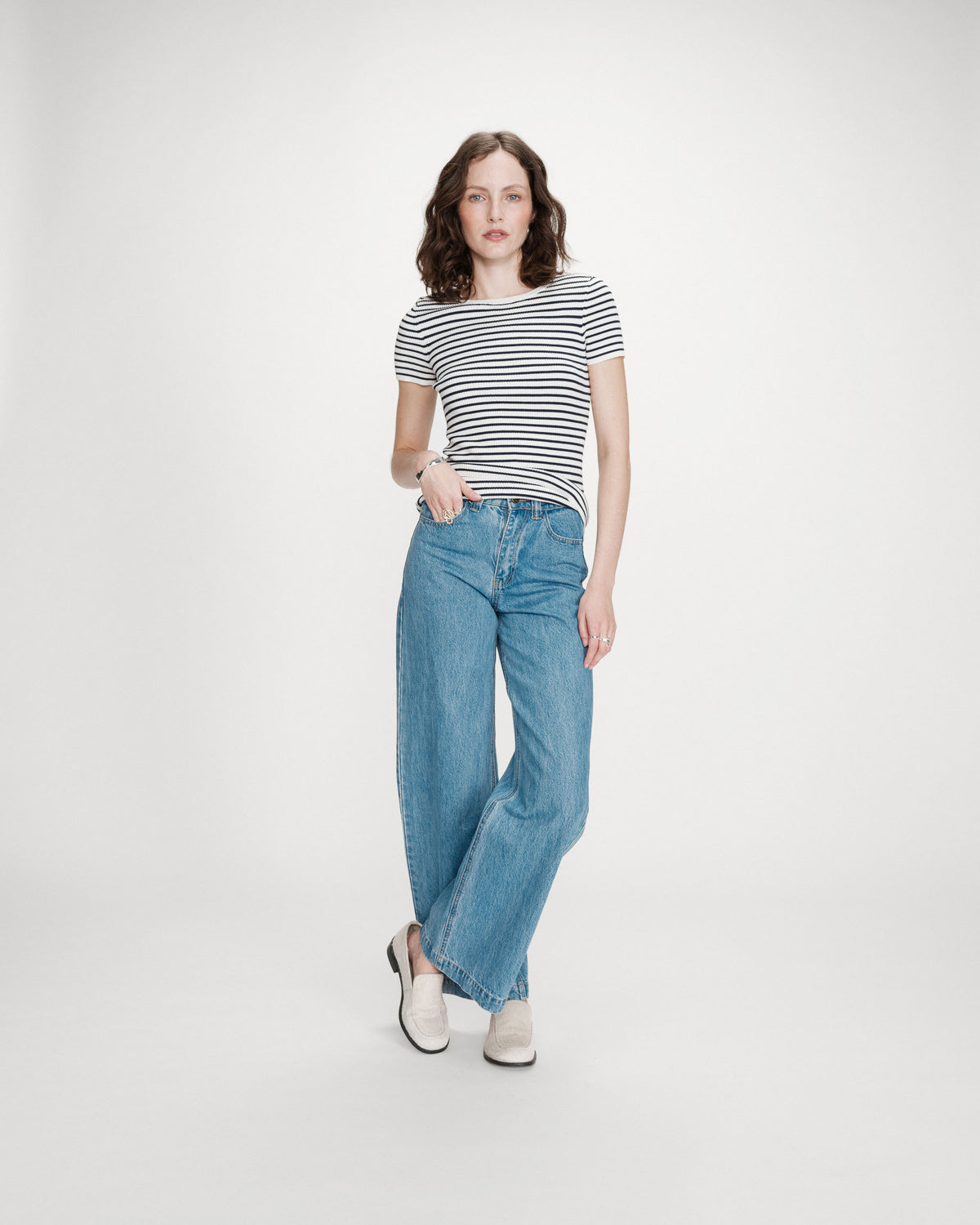 Pull en fine maille ajusté manches courtes marine Vendredi