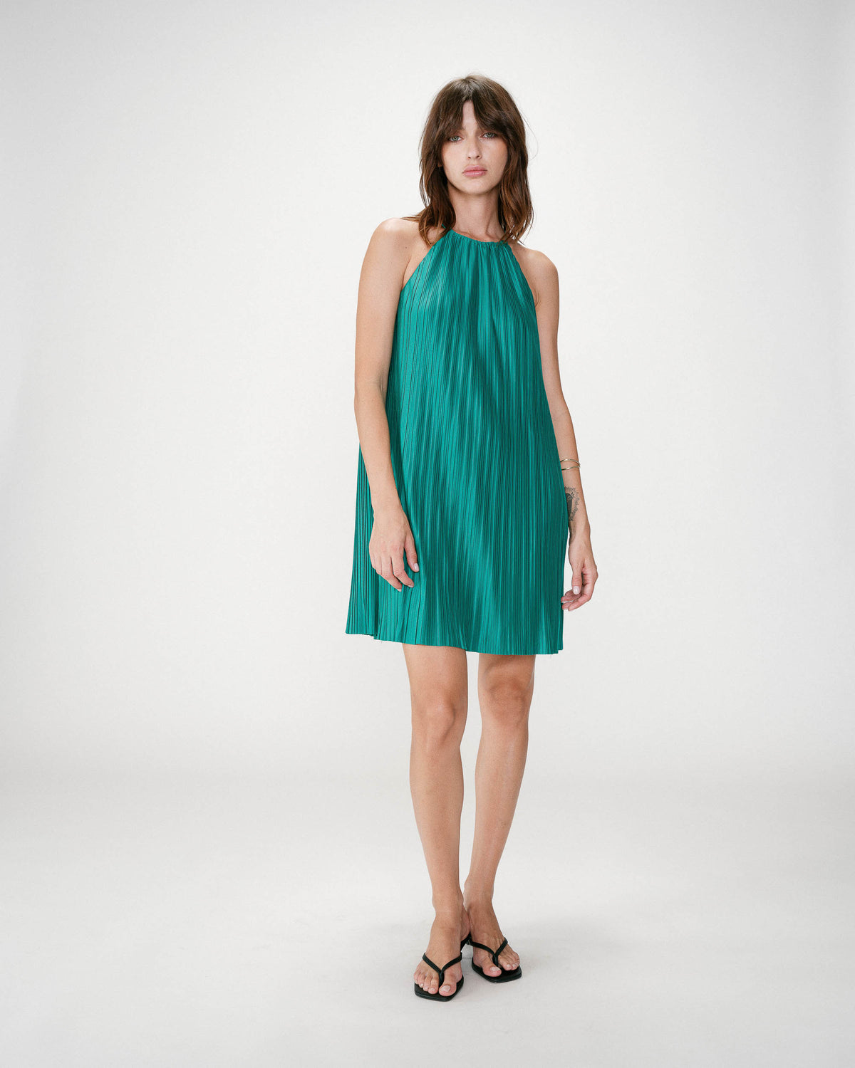 Pleated short halterneck dress emeraude Wilona