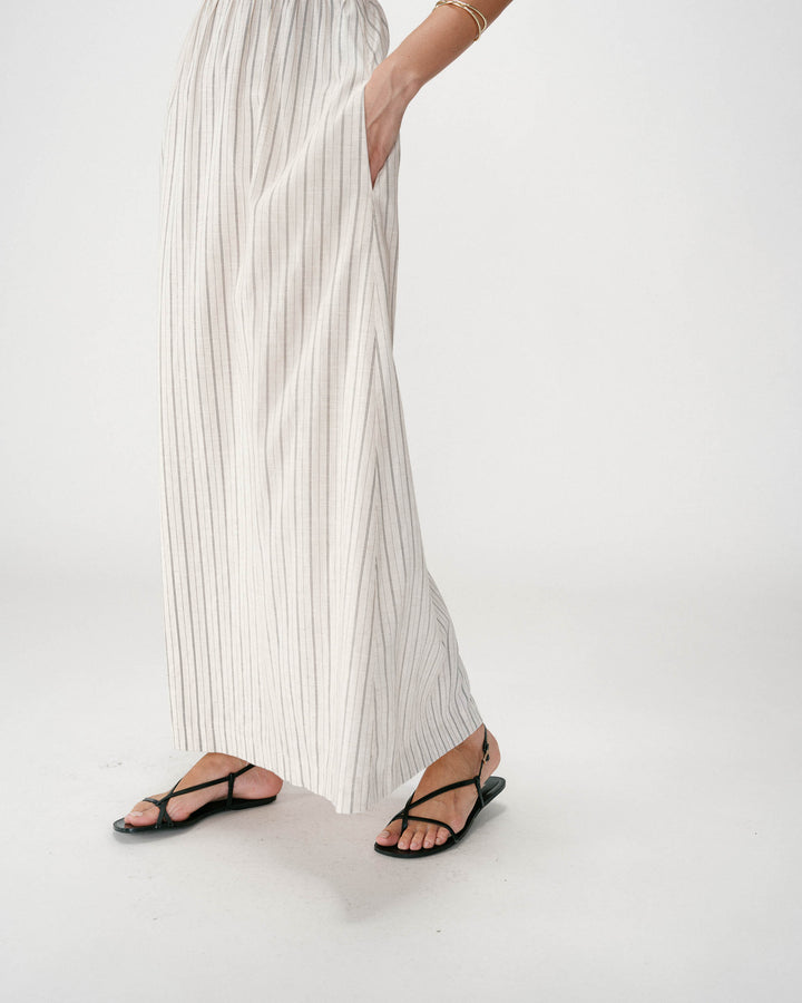 Robe longue rayée dos nu à fines bretelles sable Wyna