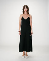 Long linen dress with V-neck and tied open back noir Wendra