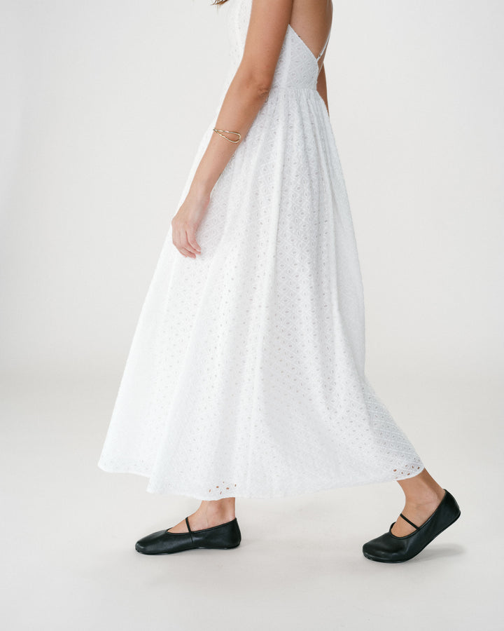 Flared long V-neck eyelet dress white Wimala