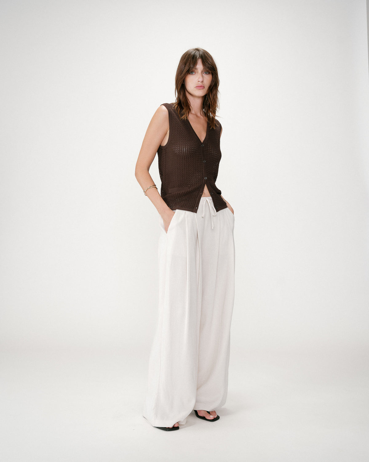 Pantalon tailleur en lin fluide sable Wally
