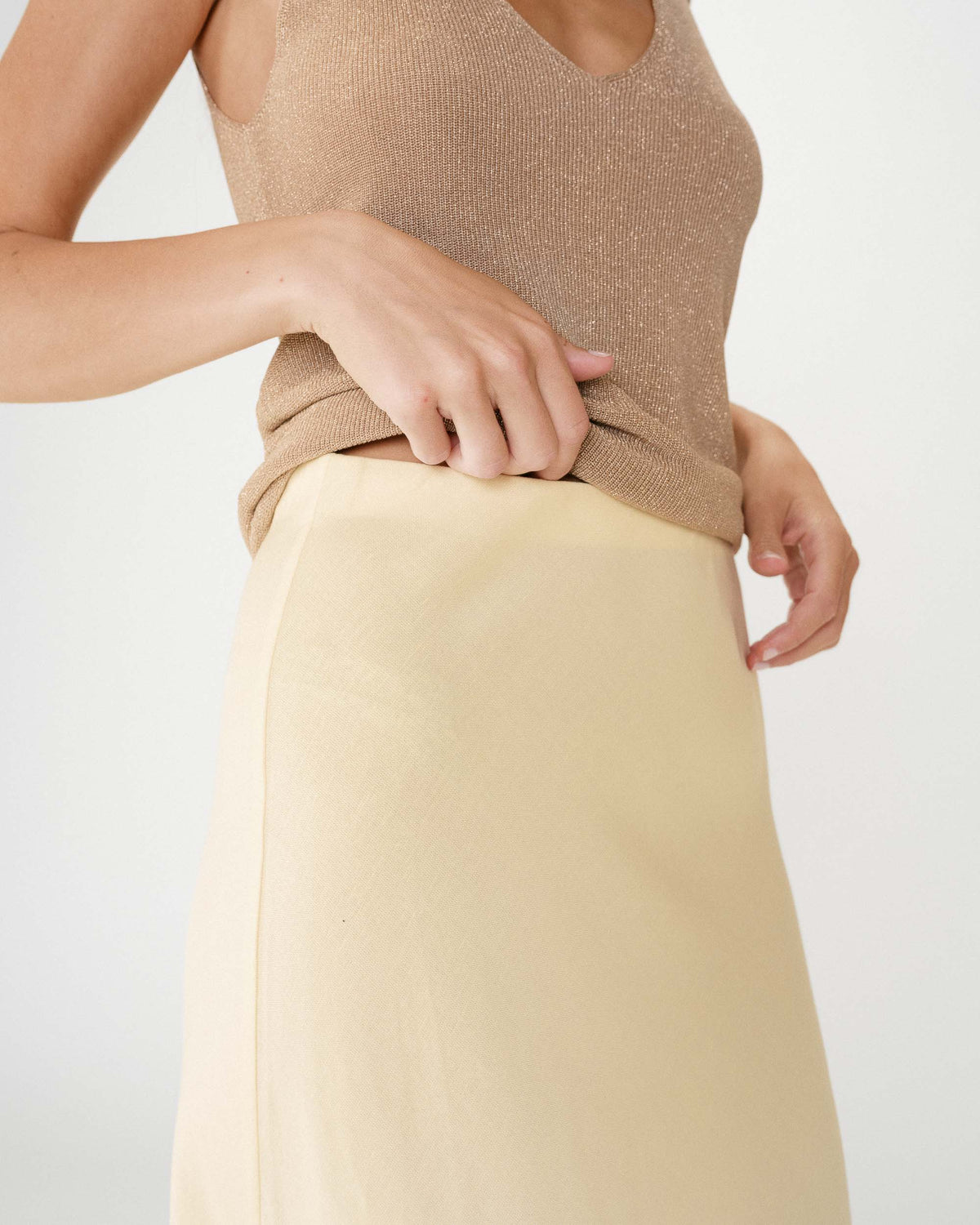High-waisted flared long skirt jaune Winda