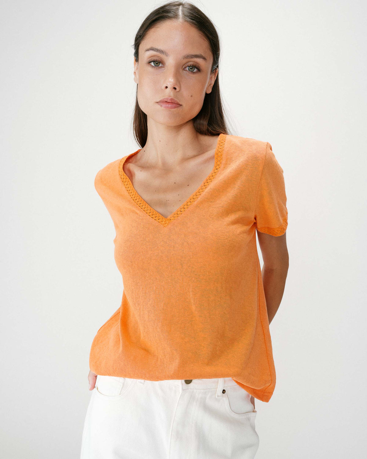 Straight V-neck short-sleeve top orange Willem