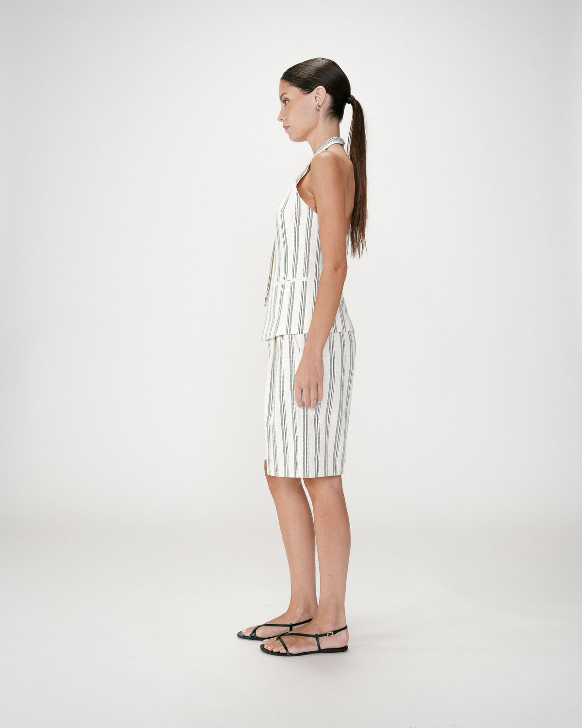 Tailored V-neck open-back vest rayure Winika
