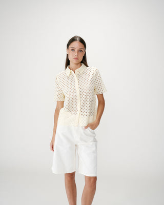 Chemise en dentelle manches courtes jaune Waverine