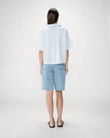 Loose short sleeve shirt with lace details ciel Winka