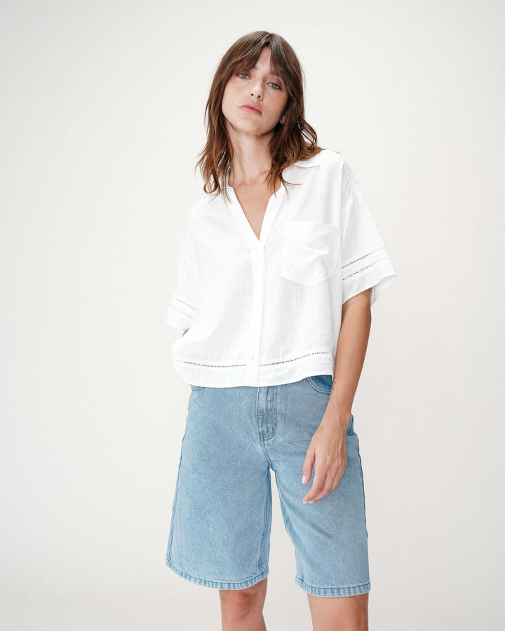 Chemise large manches courtes détails dentelle white Winka