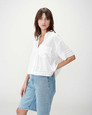 Chemise large manches courtes détails dentelle white Winka